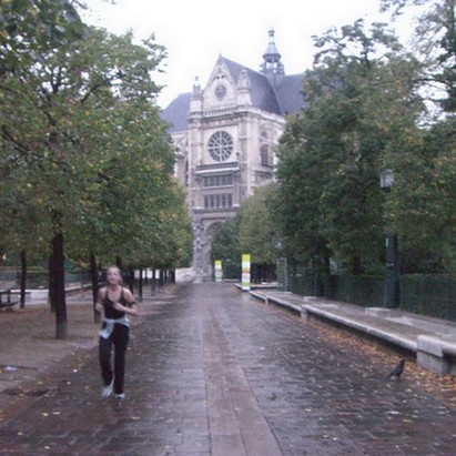 En vitesse le long de la Seine et en passant par les Halles