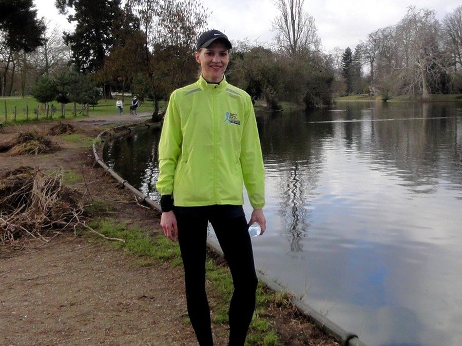 Sur le parcours du marathon de Paris avec Magdalena