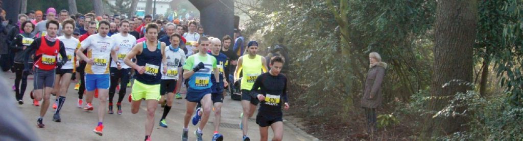 Start of the Valentine's Day race at Buttes Chaumont