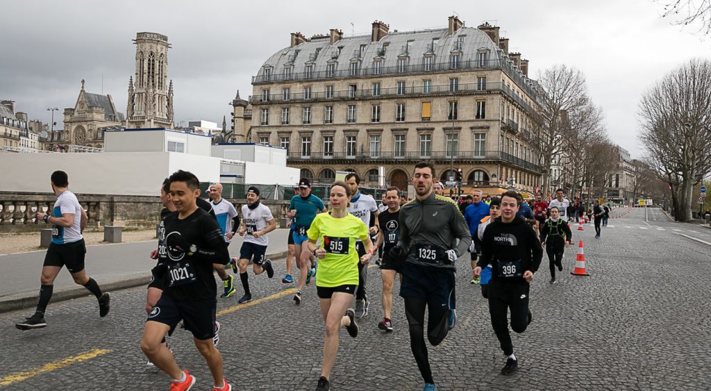 Just after the start of the 10 km des Étoiles 2020