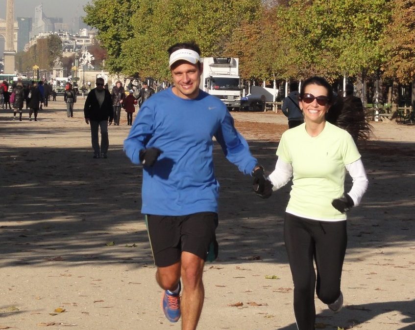 Running with Pedro and Juliana on the historic axis of Paris