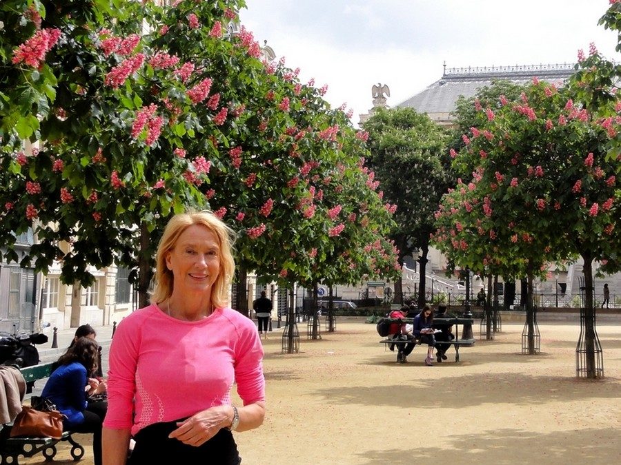 Chestnut trees in flowers, place Dauphine, with Lena