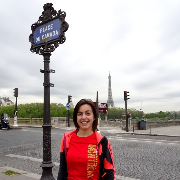 A Paris Running Tour under the flag of Canada, with Fanny from Coureurs Montréal Runners